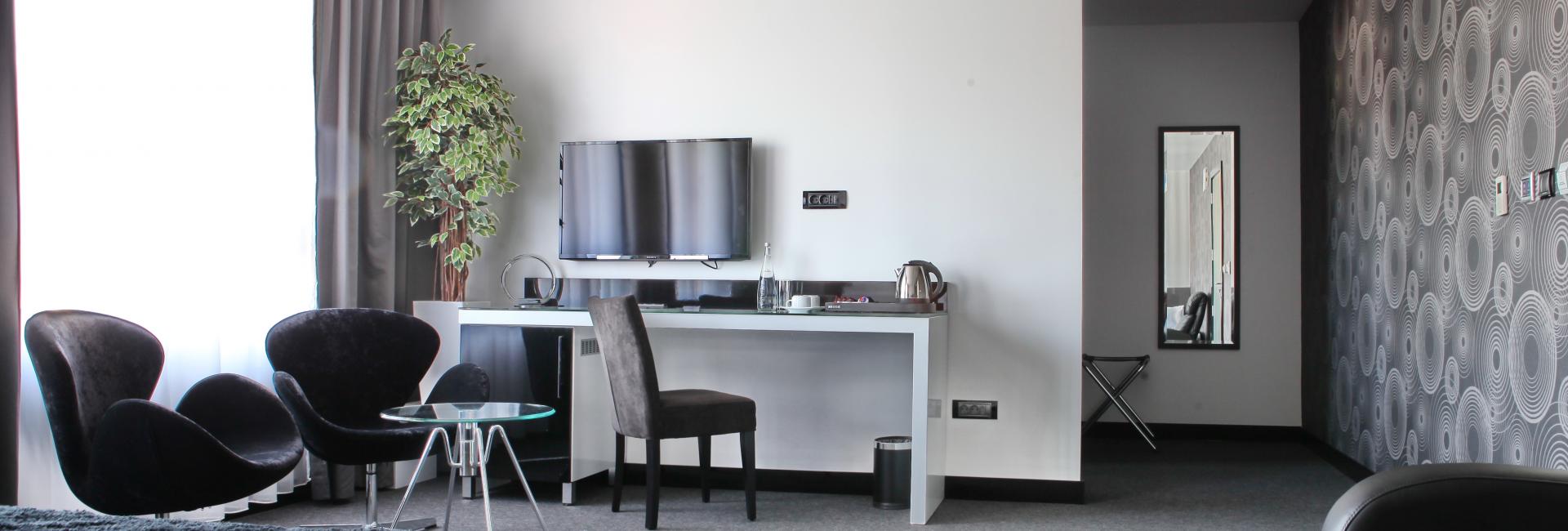 Nova City Garni Hotel