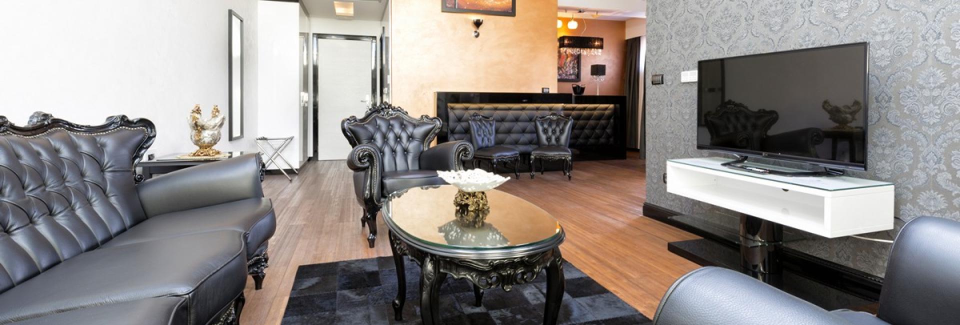 Nova City Garni Hotel